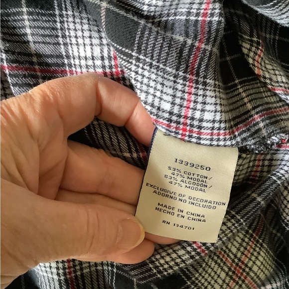 Boston Traders black/red/white Plaid button up Shirt large - Picture 9 of 10